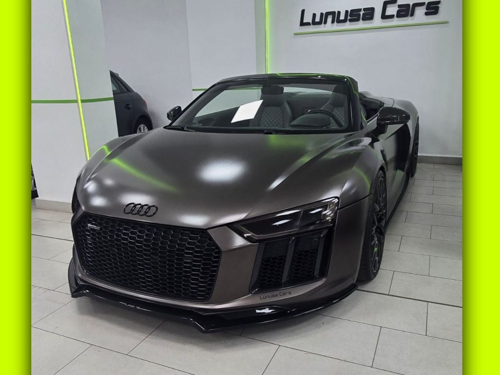 AUDI R8 Spyder 5.2 FSI 449kW plus quattro S tron