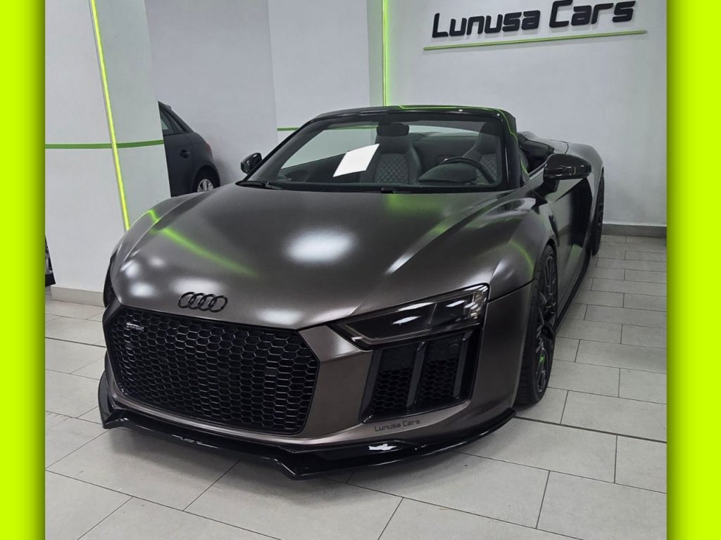 AUDI R8 Spyder 5.2 FSI 449kW plus quattro S tron
